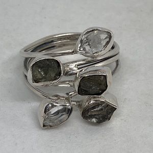 💯 % GENUINE CZECH MOLDAVITE WITH HERKIMER DIAMOND